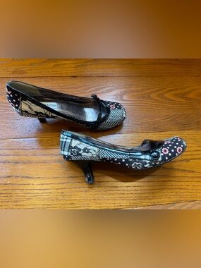 Steve Madden Y2K Black & White patchwork Patterned Kitten Heel Pumps